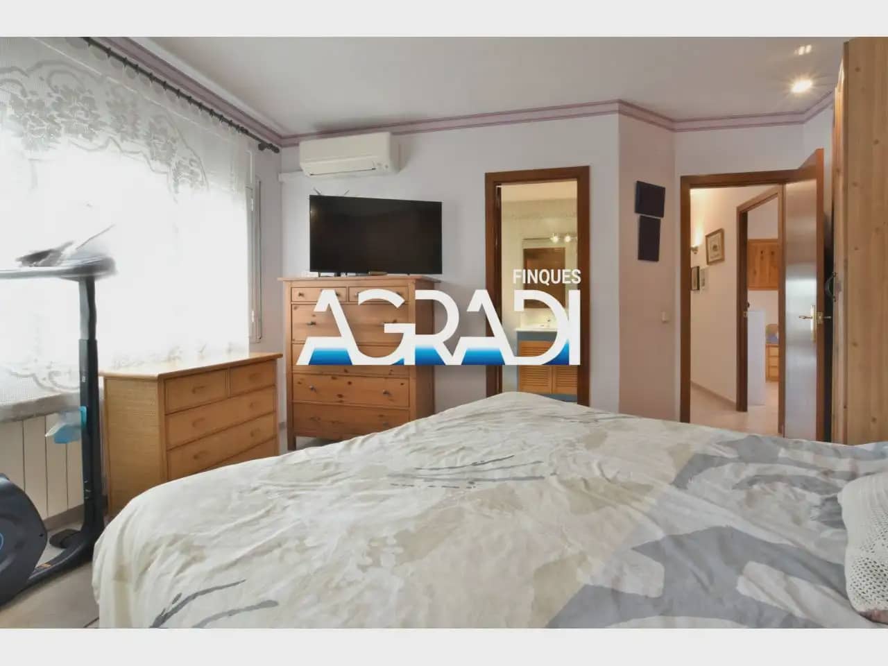 4 Zimmer Villa zu verkaufen in Sant Antoni de Vilamajor mit Pool Garage - 449.000 € (Ref: 9938556)