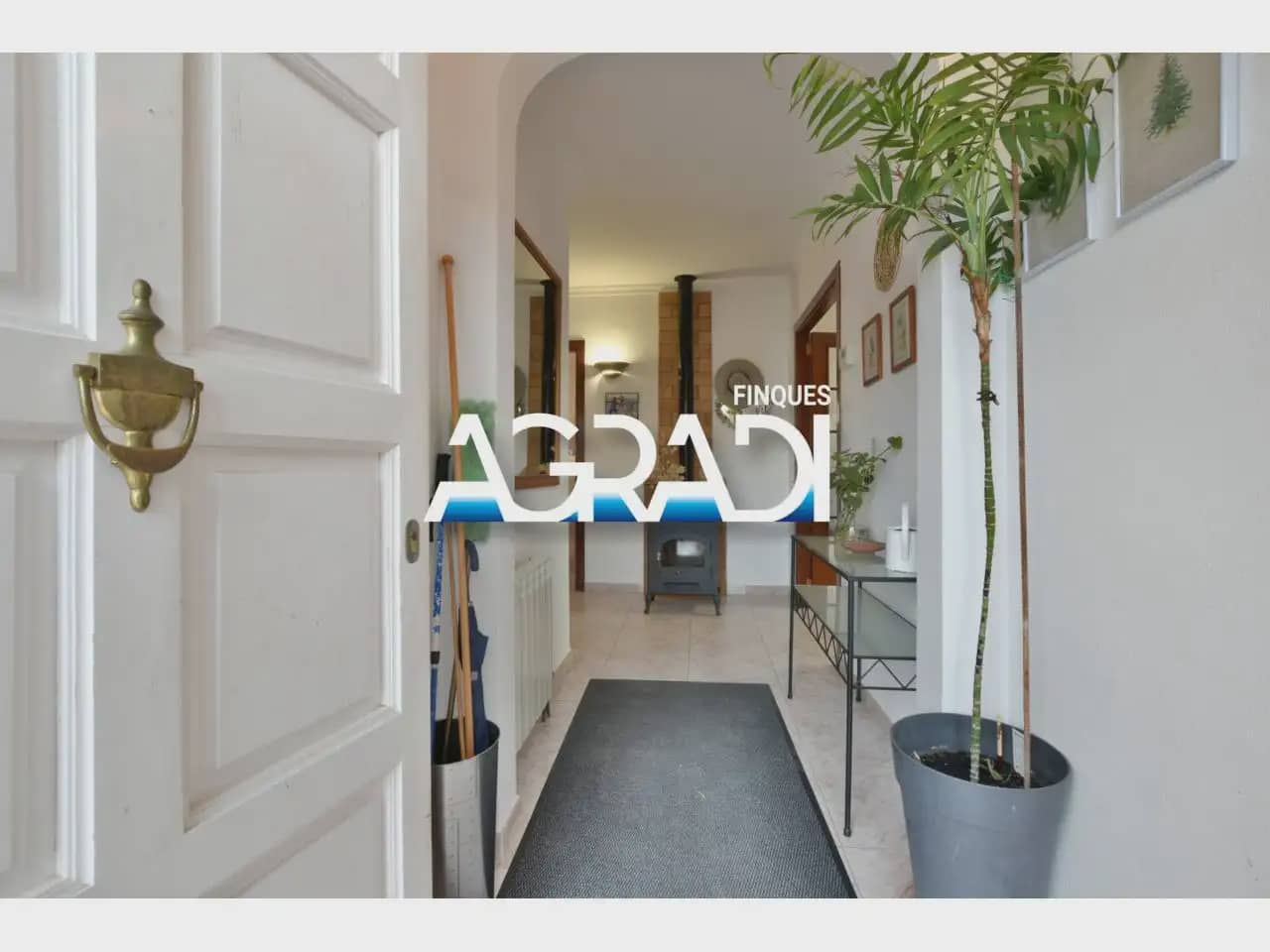 4 Zimmer Villa zu verkaufen in Sant Antoni de Vilamajor mit Pool Garage - 449.000 € (Ref: 9938556)