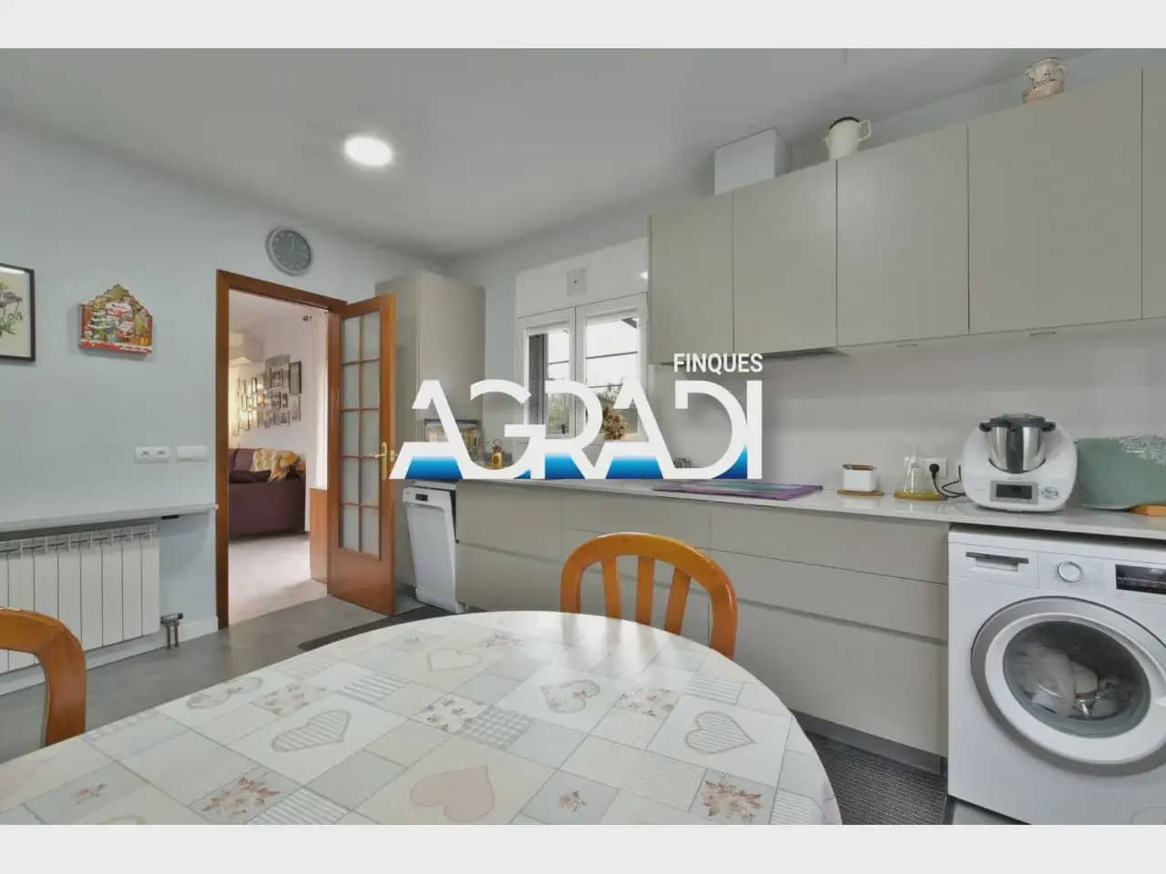 4 Zimmer Villa zu verkaufen in Sant Antoni de Vilamajor mit Pool Garage - 449.000 € (Ref: 9938556)