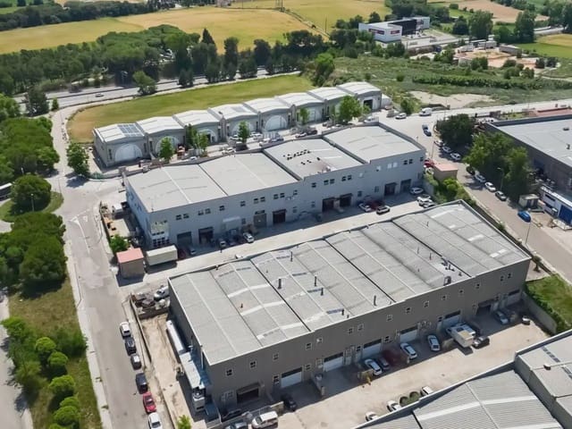 Komercyjne na sprzedaż w L'Ametlla del Vallès - 274 000 € (Ref: 9938559)