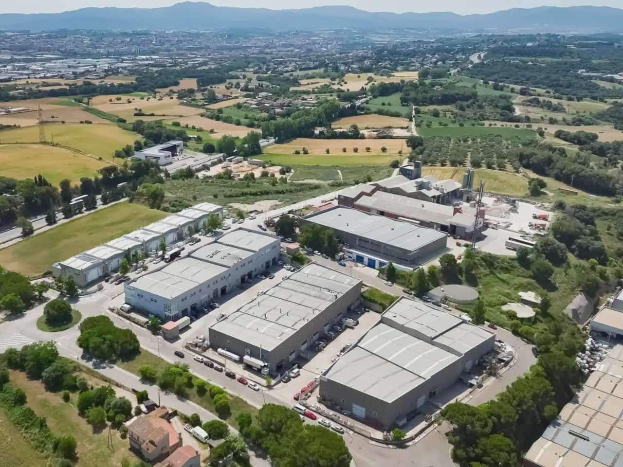 Komercyjne na sprzedaż w L'Ametlla del Valles - 274 000 € (Ref: 9938559)