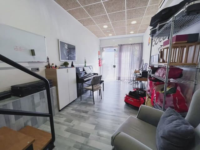 3 soveværelse Lejlighed til salg i Les Franqueses del Vallès med garage - € 449.000 (Ref: 9938560)