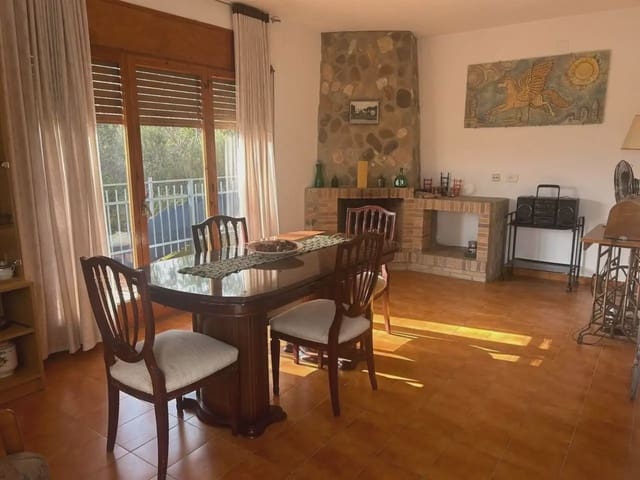 5 Zimmer Villa zu verkaufen in Massanes - 244.000 € (Ref: 9938561)