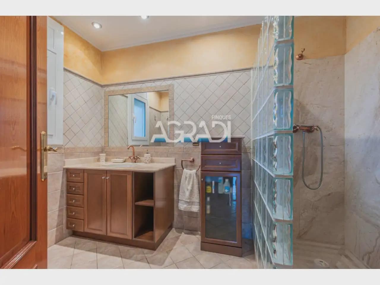 7 Zimmer Villa zu verkaufen in Sant Pere de Vilamajor mit Pool Garage - 829.000 € (Ref: 9938562)