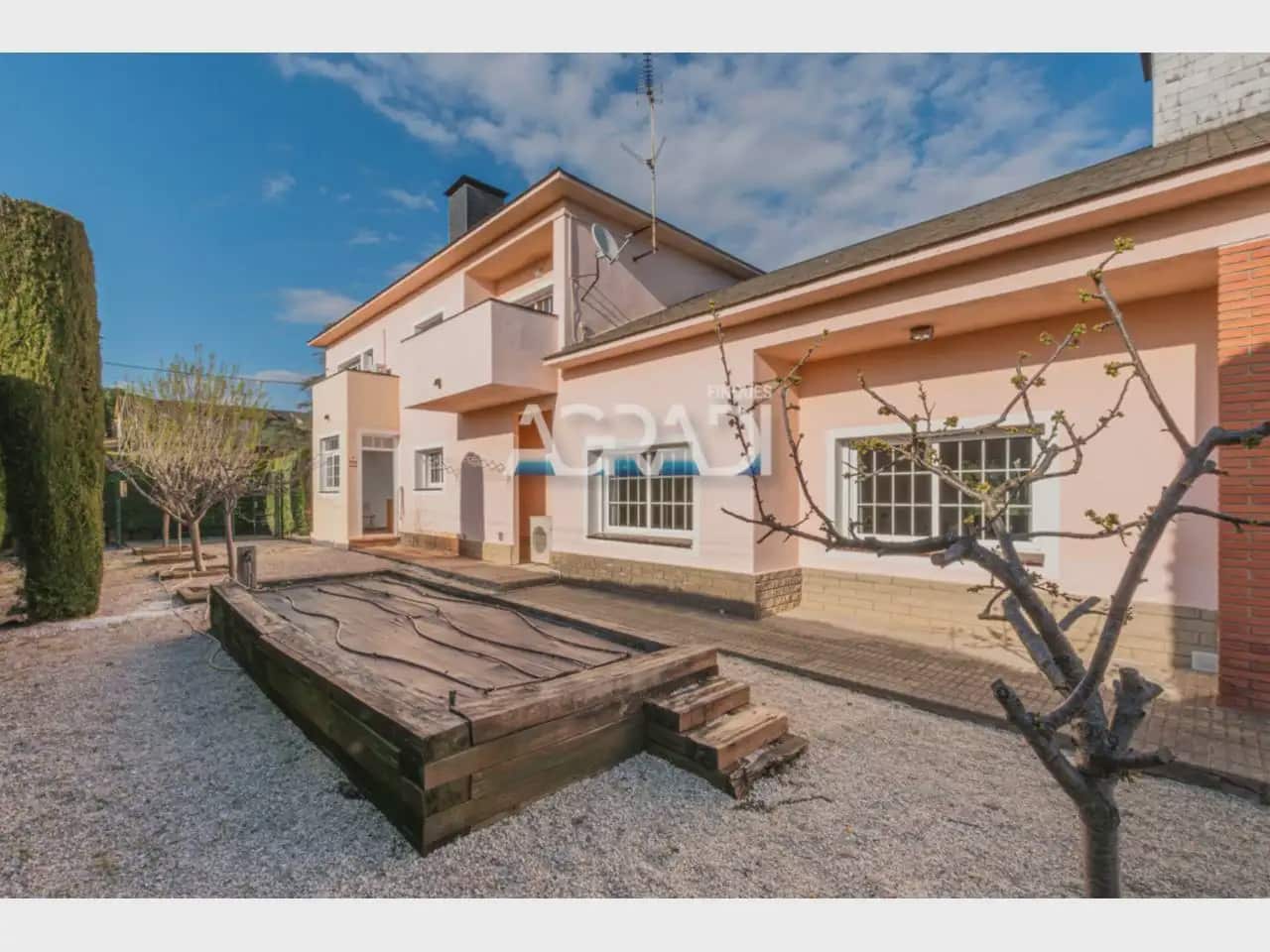 7 Zimmer Villa zu verkaufen in Sant Pere de Vilamajor mit Pool Garage - 829.000 € (Ref: 9938562)