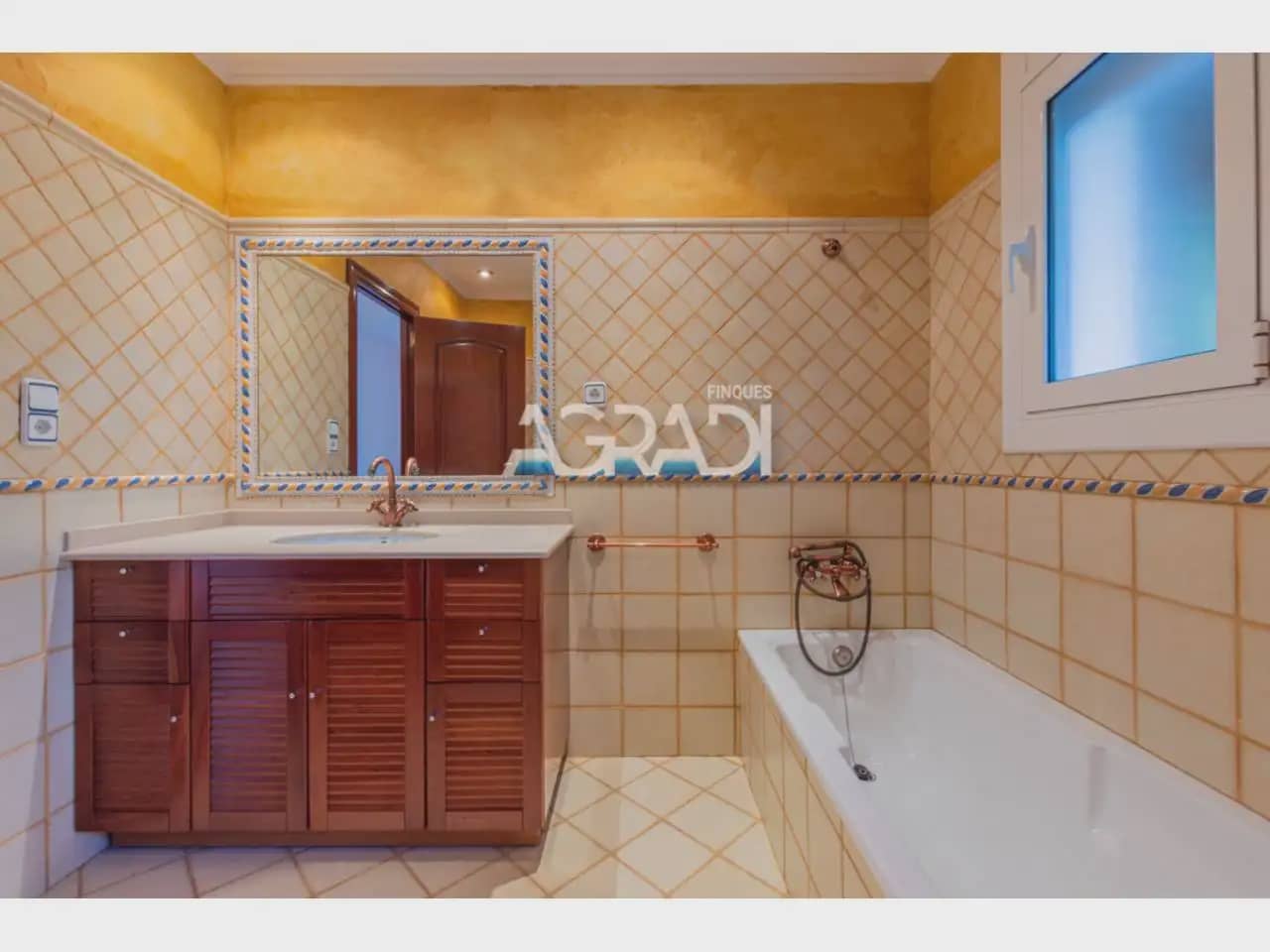 7 Zimmer Villa zu verkaufen in Sant Pere de Vilamajor mit Pool Garage - 829.000 € (Ref: 9938562)