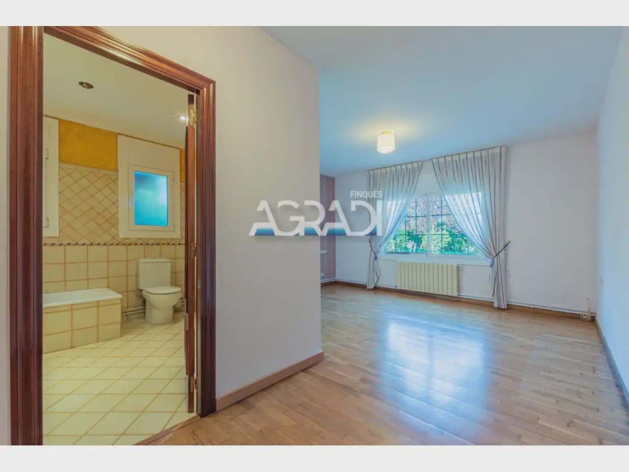 7 Zimmer Villa zu verkaufen in Sant Pere de Vilamajor mit Pool Garage - 829.000 € (Ref: 9938562)