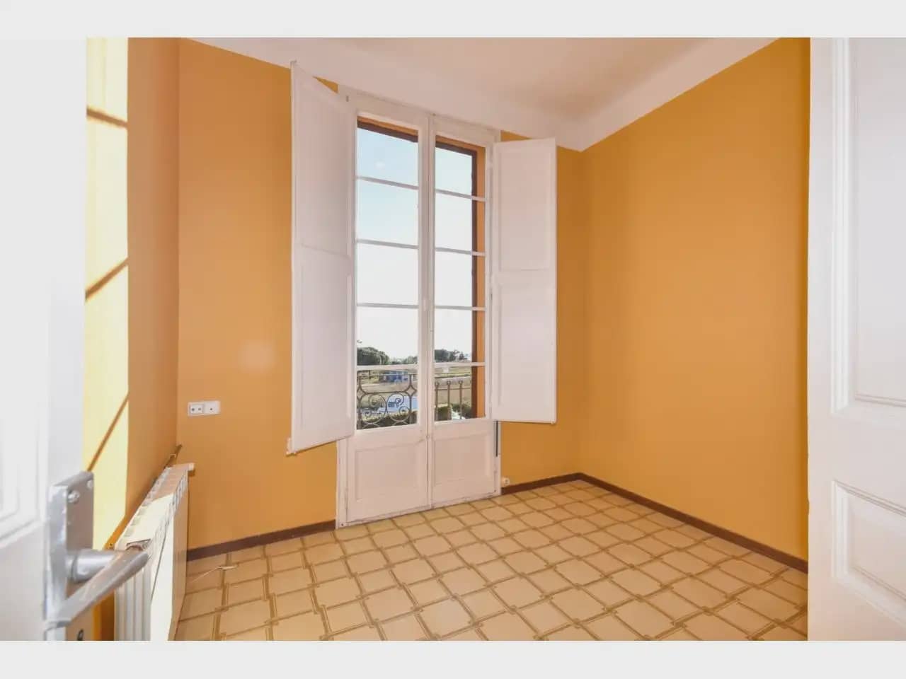 6 Zimmer Finca/Landgut zu verkaufen in Sant Andreu de Llavaneres - 798.000 € (Ref: 9938563)