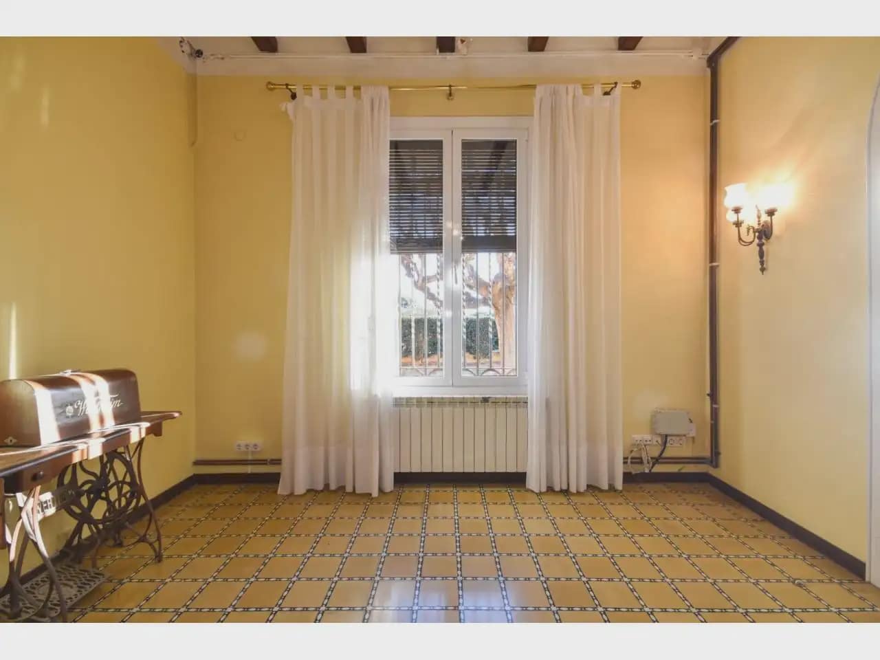 6 Zimmer Finca/Landgut zu verkaufen in Sant Andreu de Llavaneres - 798.000 € (Ref: 9938563)