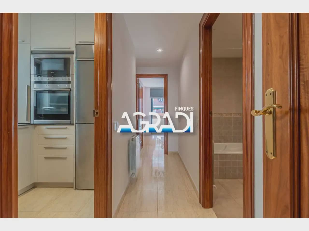 4 Zimmer Apartment zu verkaufen in Granollers mit Garage - 429.000 € (Ref: 9938570)