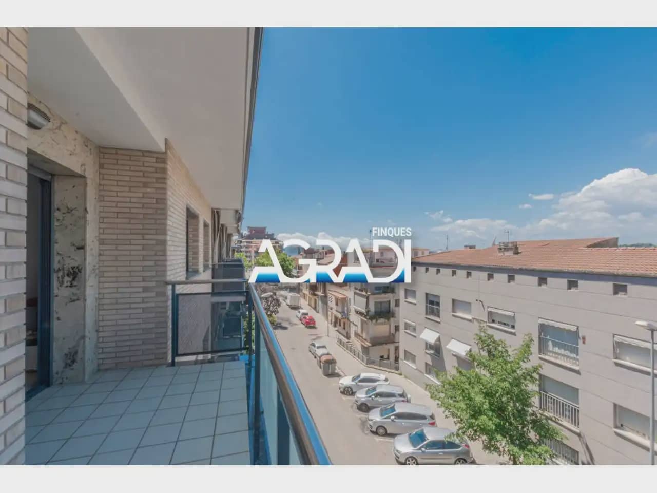 4 Zimmer Apartment zu verkaufen in Granollers mit Garage - 429.000 € (Ref: 9938570)