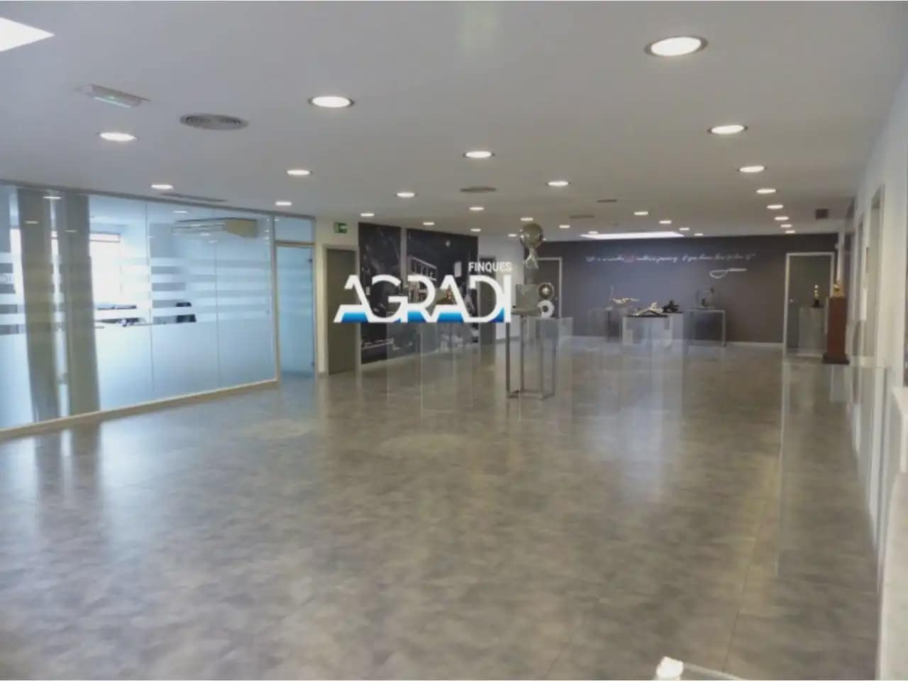 Local Comercial en Gavà en alquiler - 19.500 € (Ref: 9938571)
