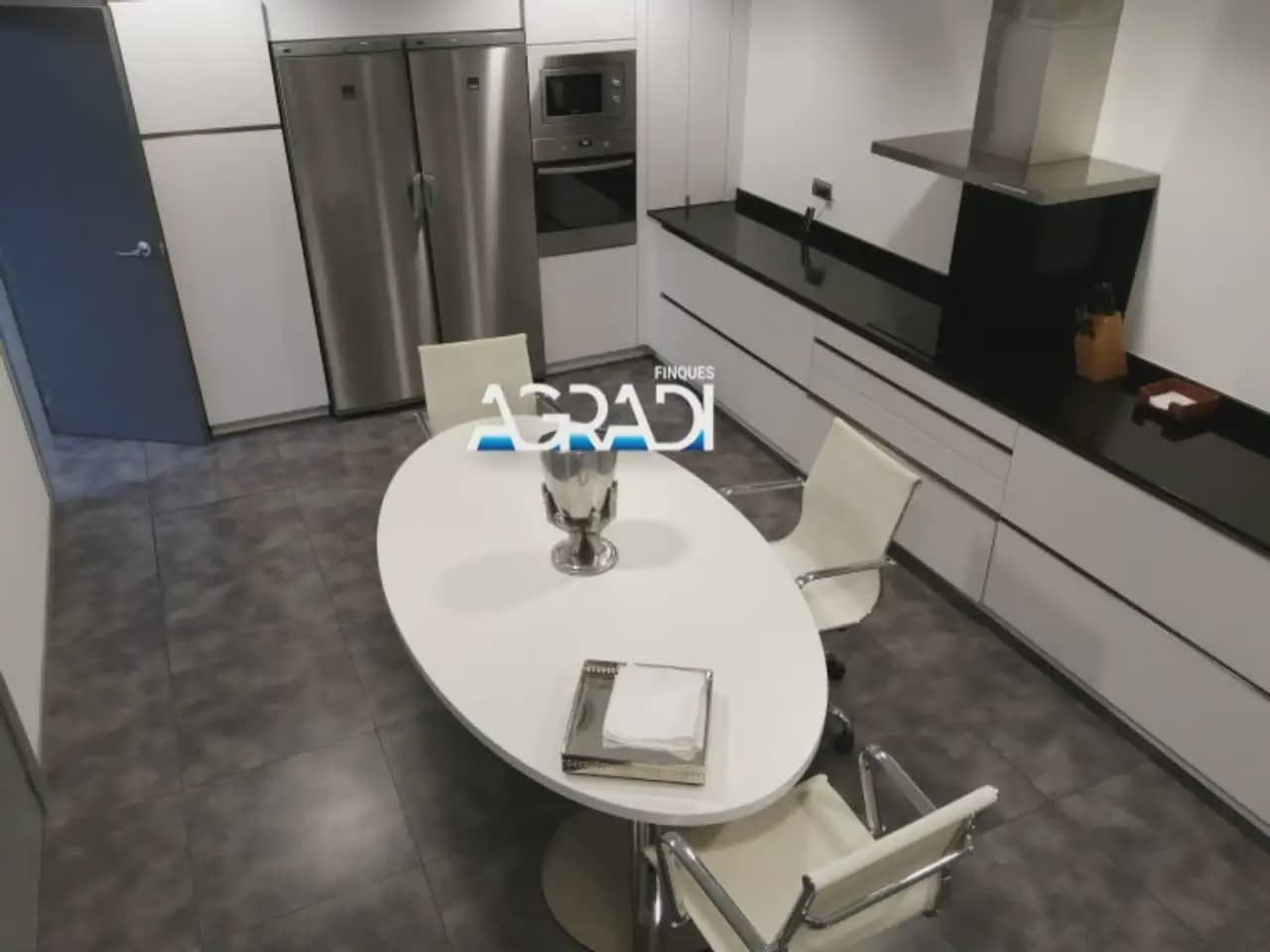 Local Comercial en Gavà en alquiler - 19.500 € (Ref: 9938571)