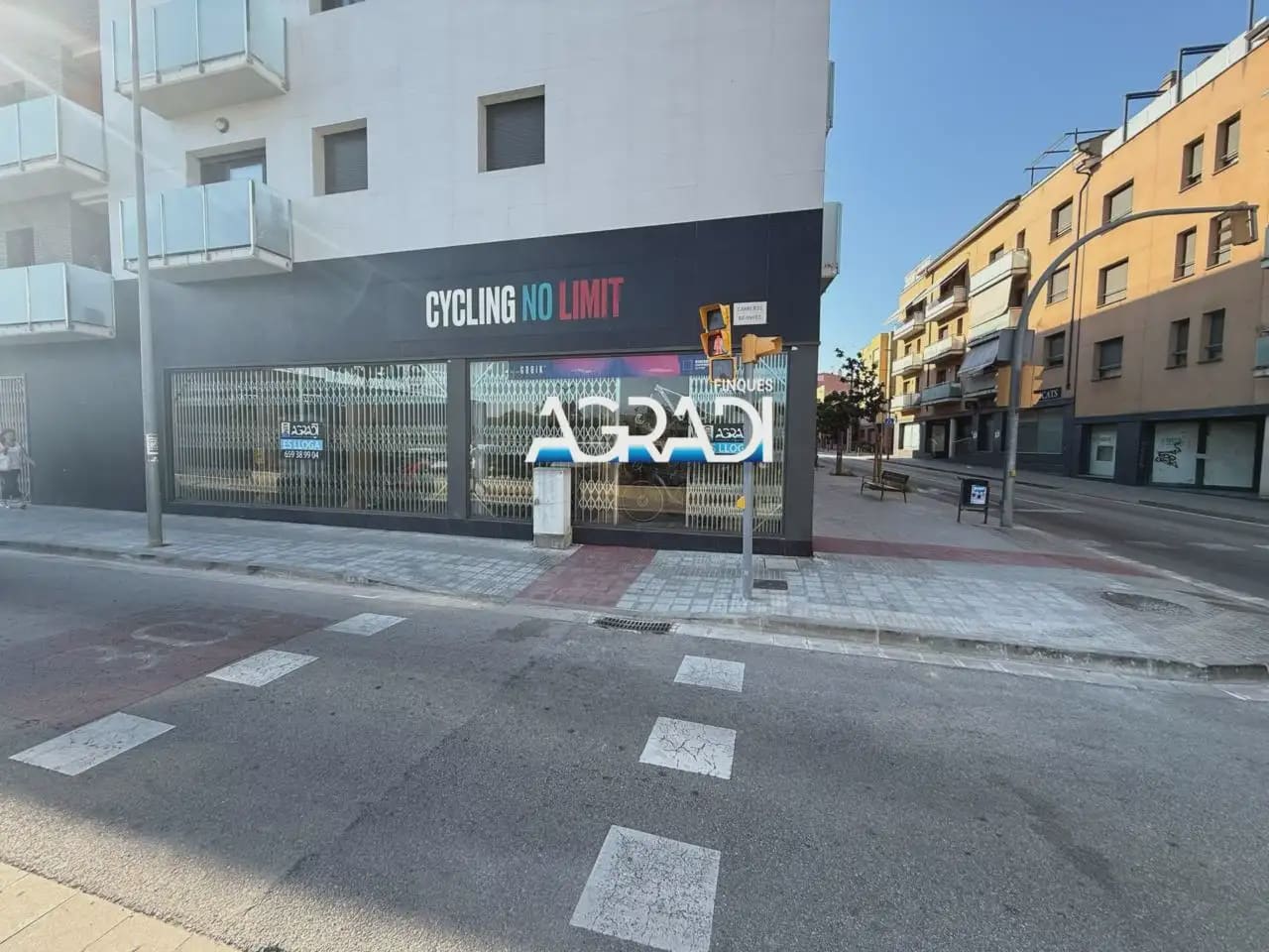 Commercial for rent in Cardedeu - € 1,500 (Ref: 9939235)