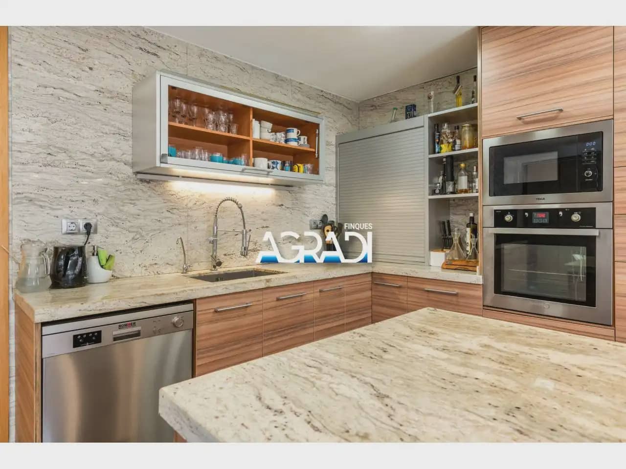 Chalet de 6 habitaciones en Les Franqueses del Vallès en venta con piscina garaje - 1.125.000 € (Ref: 9941023)