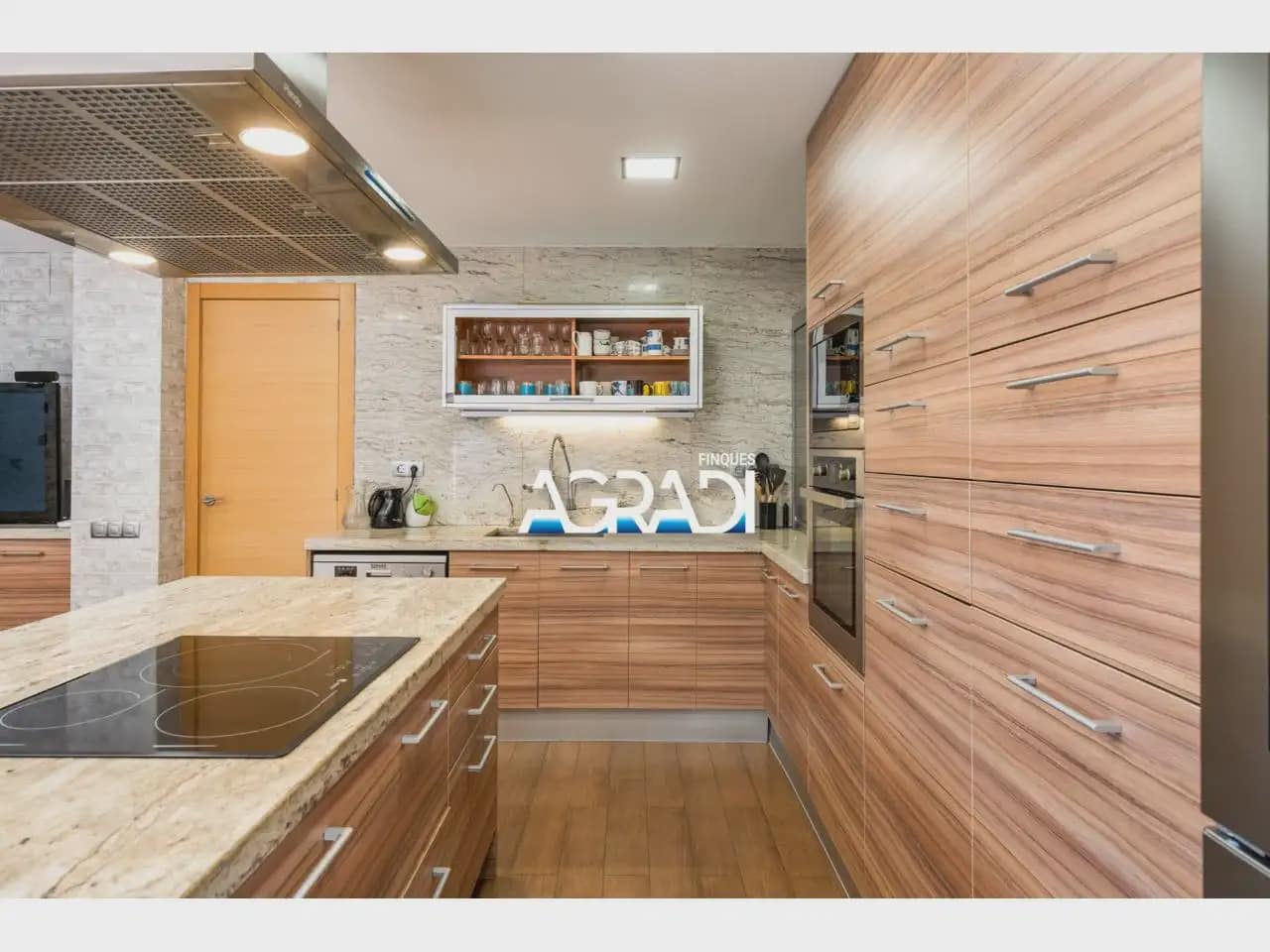 Chalet de 6 habitaciones en Les Franqueses del Vallès en venta con piscina garaje - 1.125.000 € (Ref: 9941023)