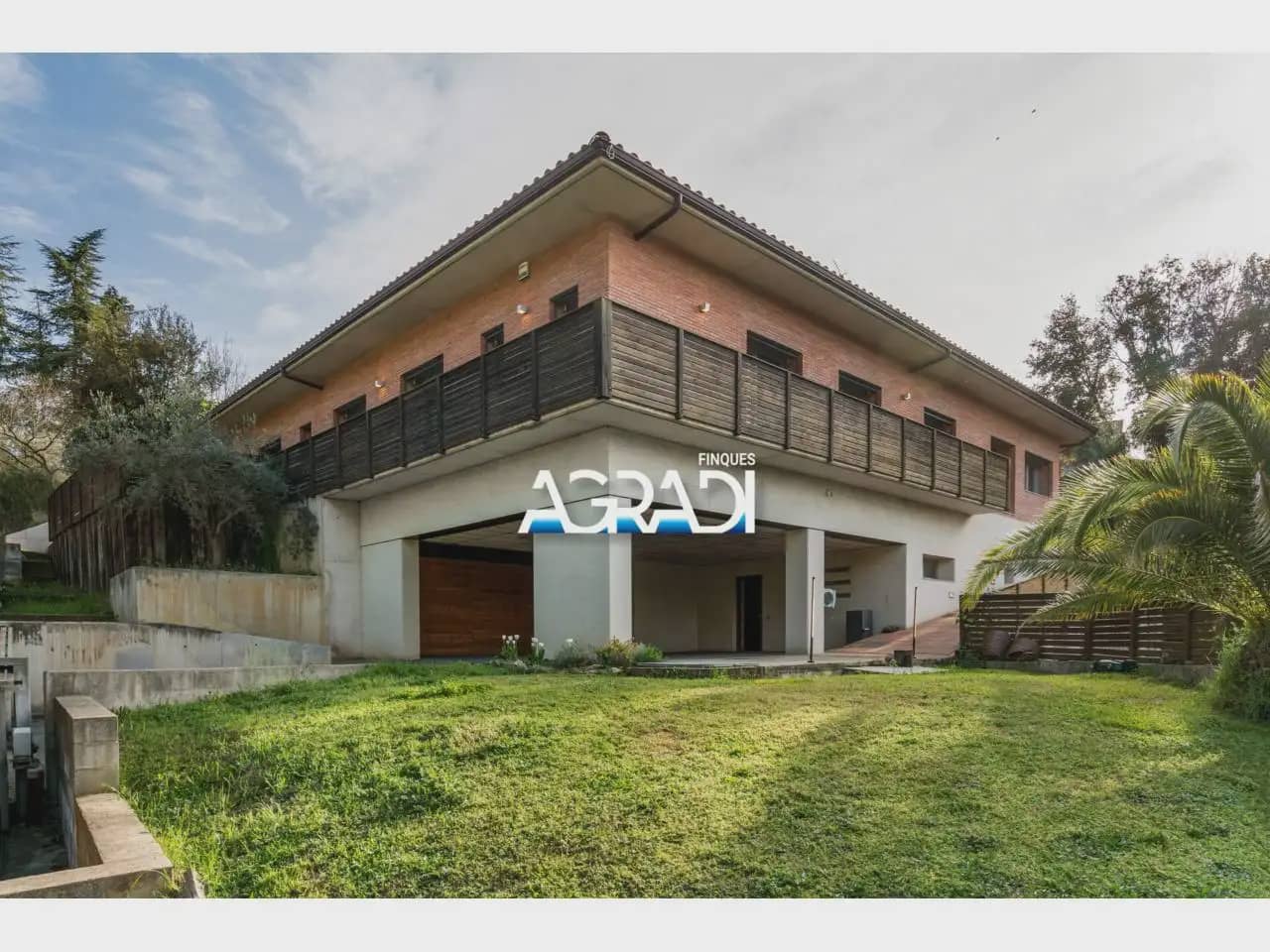 Chalet de 6 habitaciones en Les Franqueses del Vallès en venta con piscina garaje - 1.125.000 € (Ref: 9941023)
