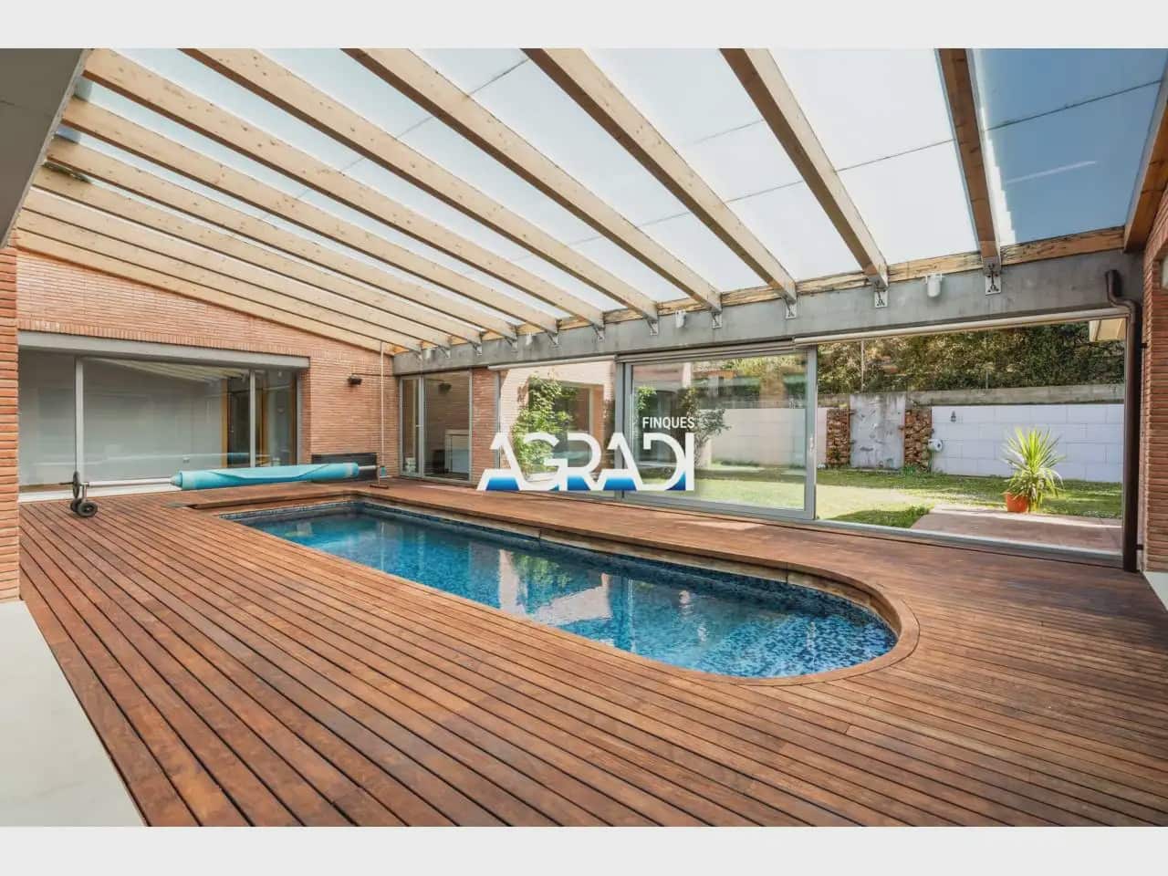 Chalet de 6 habitaciones en Les Franqueses del Vallès en venta con piscina garaje - 1.125.000 € (Ref: 9941023)