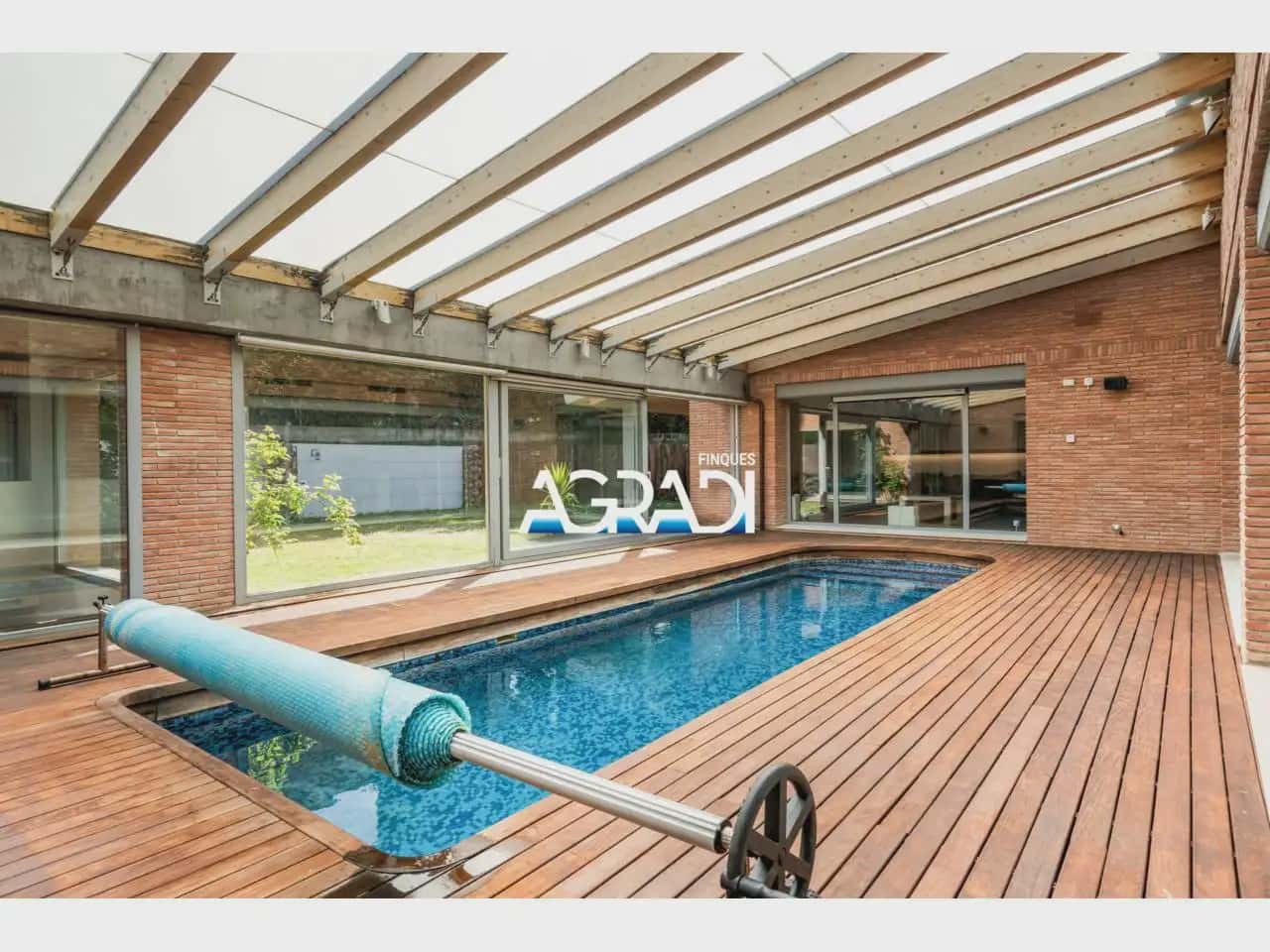 Chalet de 6 habitaciones en Les Franqueses del Vallès en venta con piscina garaje - 1.125.000 € (Ref: 9941023)