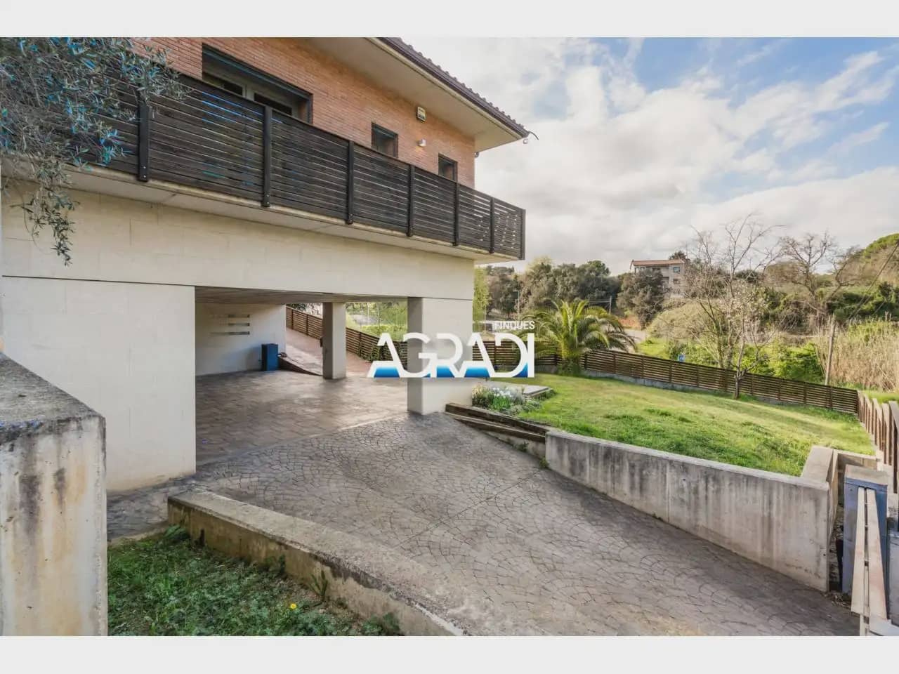 Chalet de 6 habitaciones en Les Franqueses del Vallès en venta con piscina garaje - 1.125.000 € (Ref: 9941023)