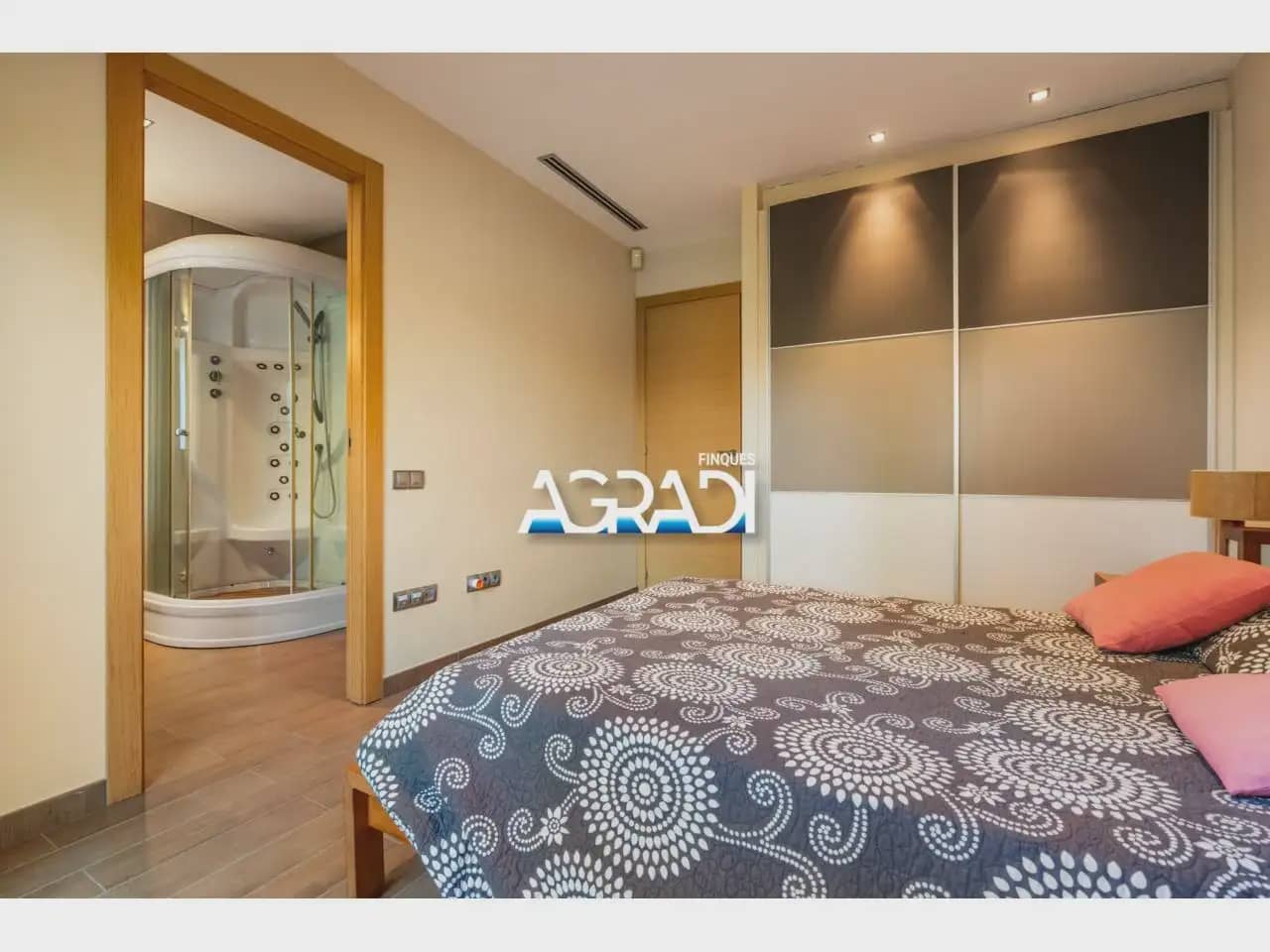 Chalet de 6 habitaciones en Les Franqueses del Vallès en venta con piscina garaje - 1.125.000 € (Ref: 9941023)