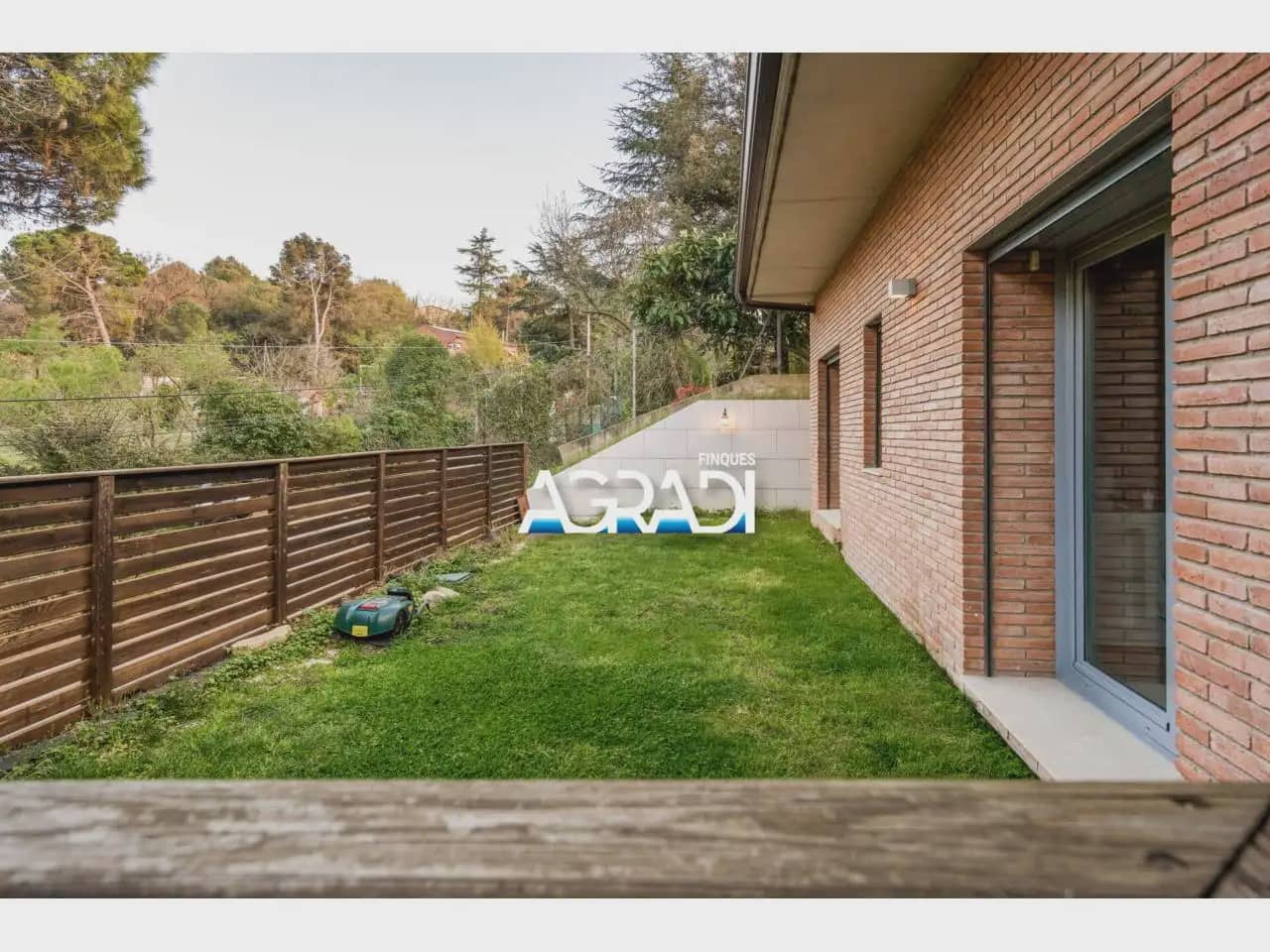 Chalet de 6 habitaciones en Les Franqueses del Vallès en venta con piscina garaje - 1.125.000 € (Ref: 9941023)