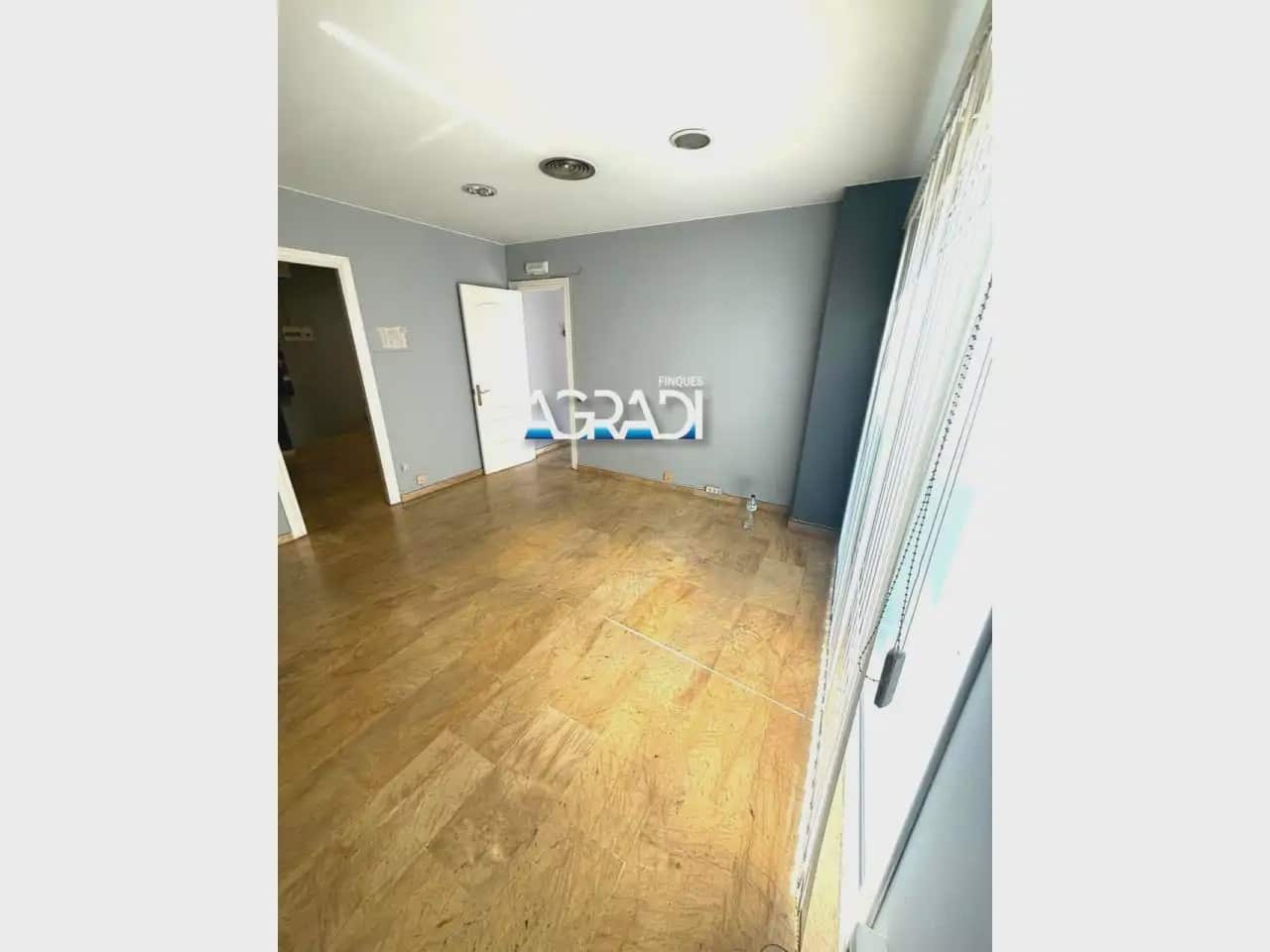 Commercial for rent in Granollers - € 550 (Ref: 9944744)