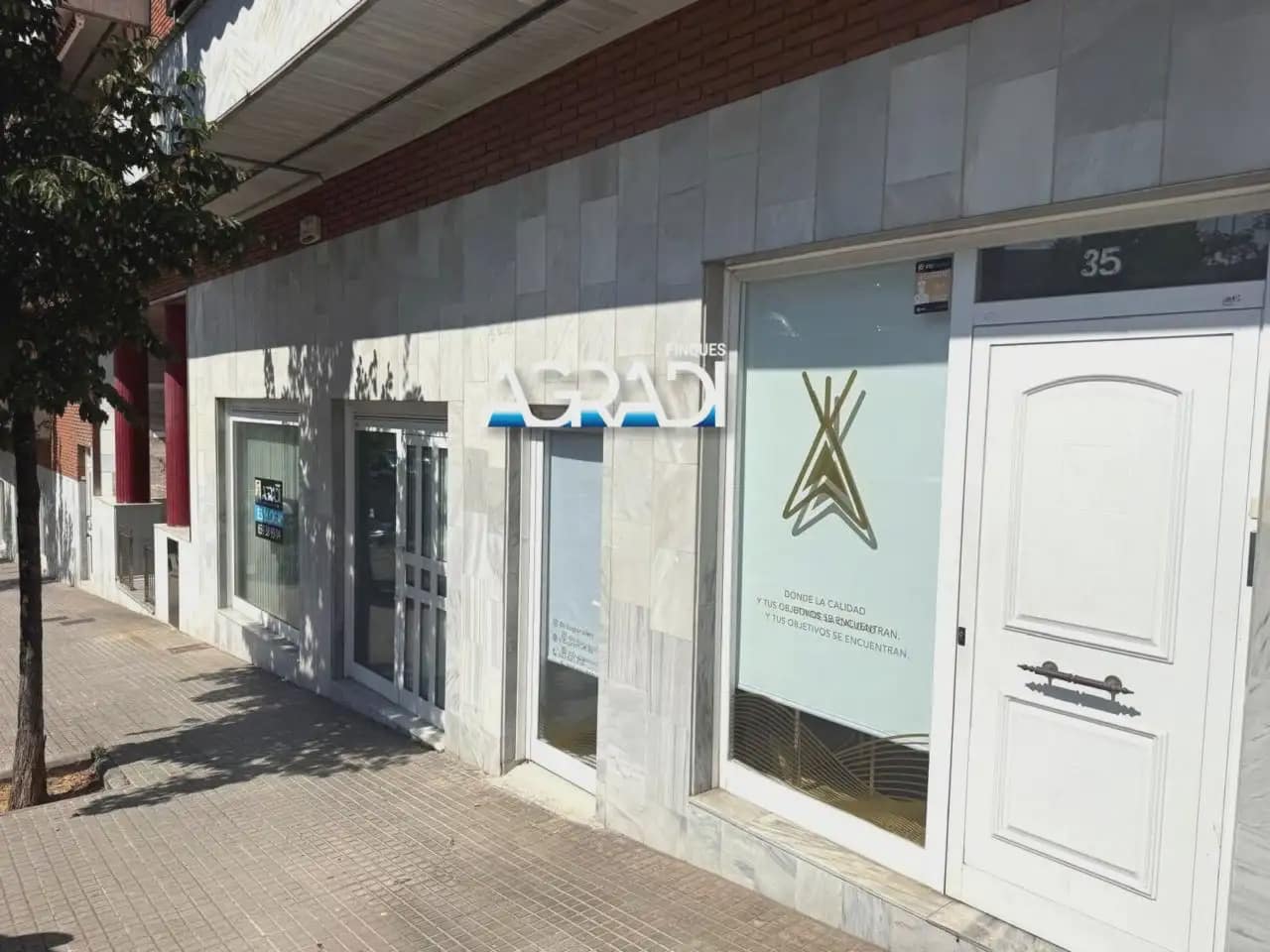 Commercial for rent in Granollers - € 550 (Ref: 9944744)