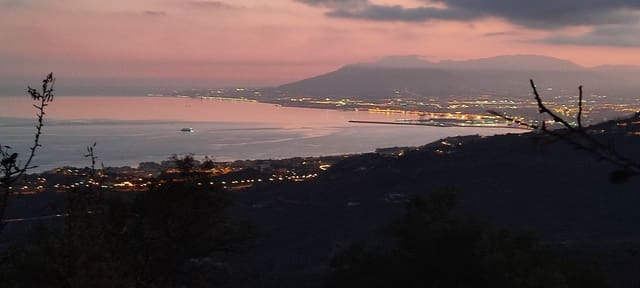 10 soverom Finca/Herregård til salgs i Altos de Jaboneros, Málaga by - € 177 000 (Ref: 9292279)