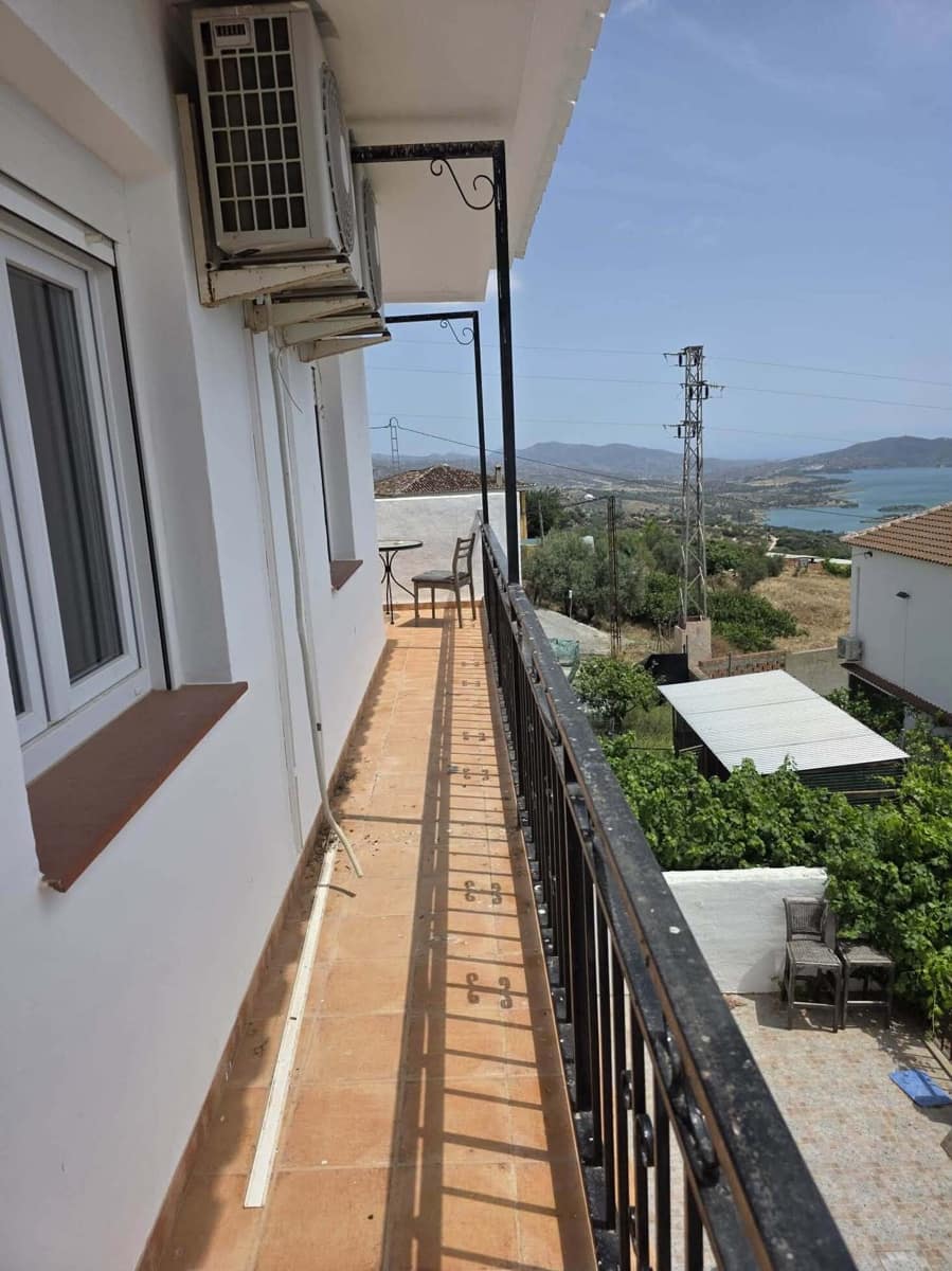3 quarto Casa em Banda para venda em Periana - 220 000 € (Ref: 10018760)