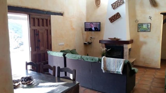 4 quarto Moradia Geminada para arrendar em Sedella - 1 300 € (Ref: 9310182)