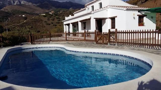 4 quarto Moradia Geminada para arrendar em Sedella - 1 300 € (Ref: 9310182)