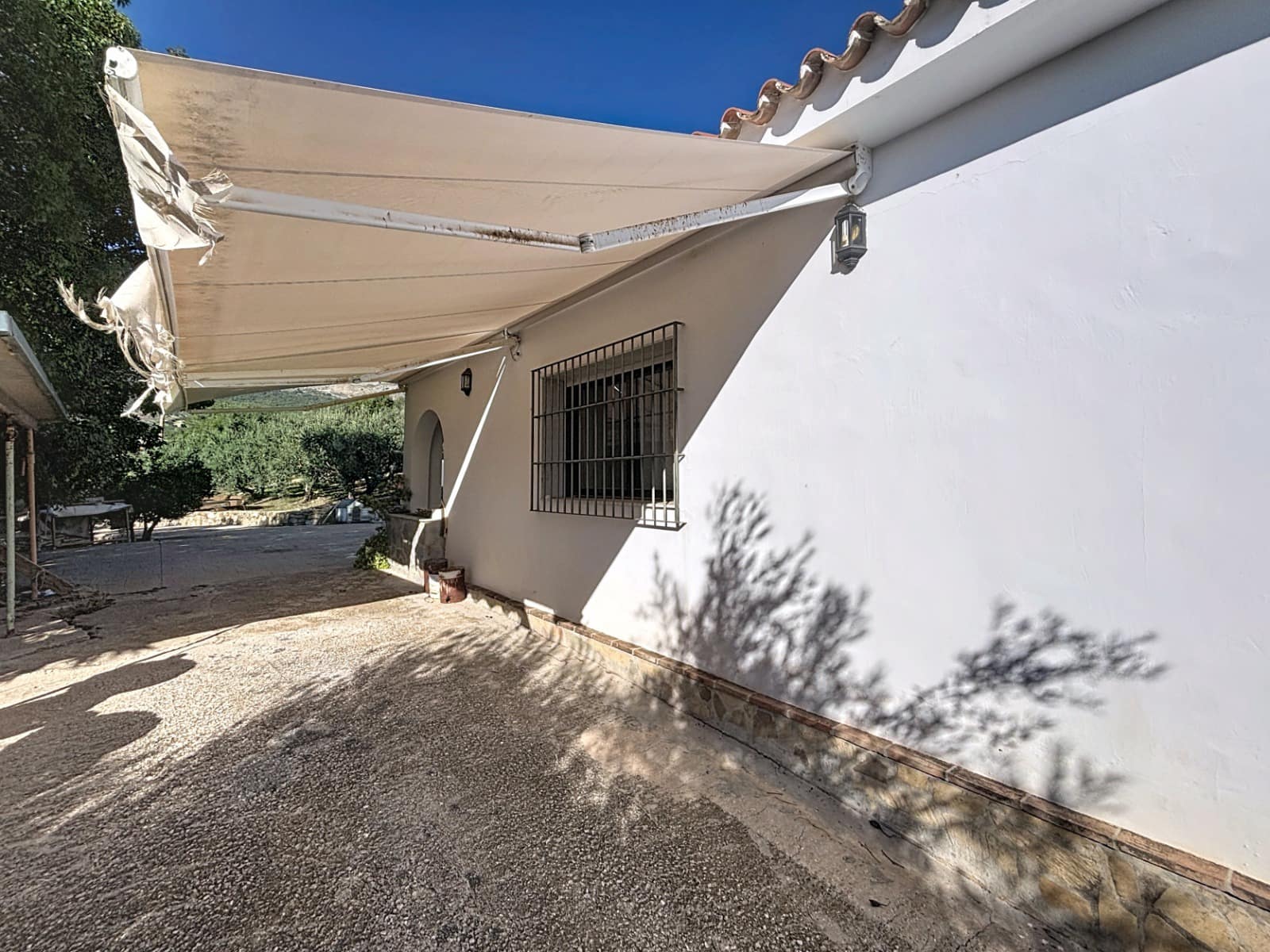 5 bedroom Finca/Country House for sale in Periana - € 650,000 (Ref: 9417361)