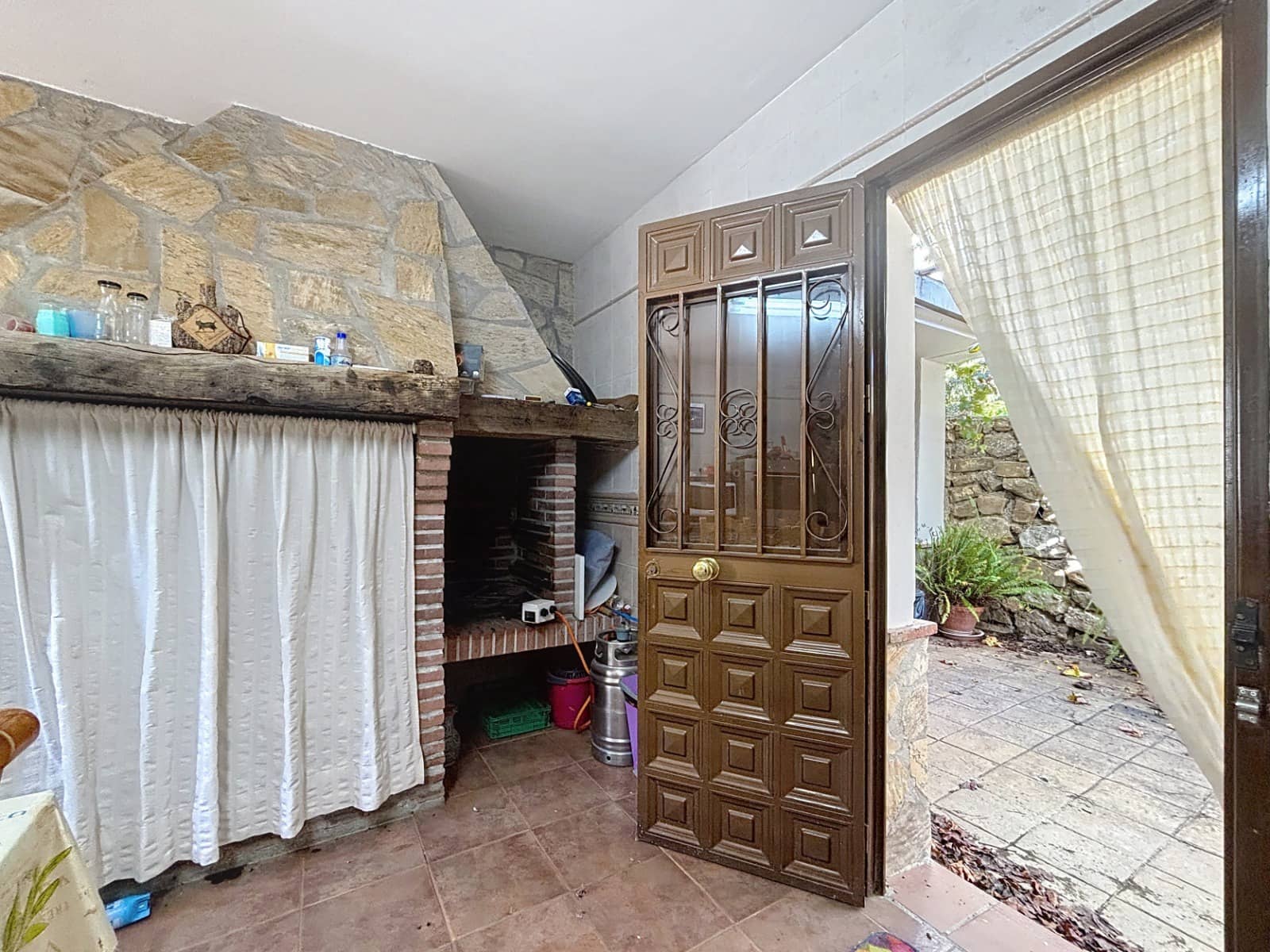 5 bedroom Finca/Country House for sale in Periana - € 650,000 (Ref: 9417361)