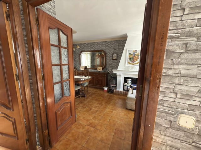 3 soveværelse Villa til leje i Nerja - € 1.300 (Ref: 9465874)
