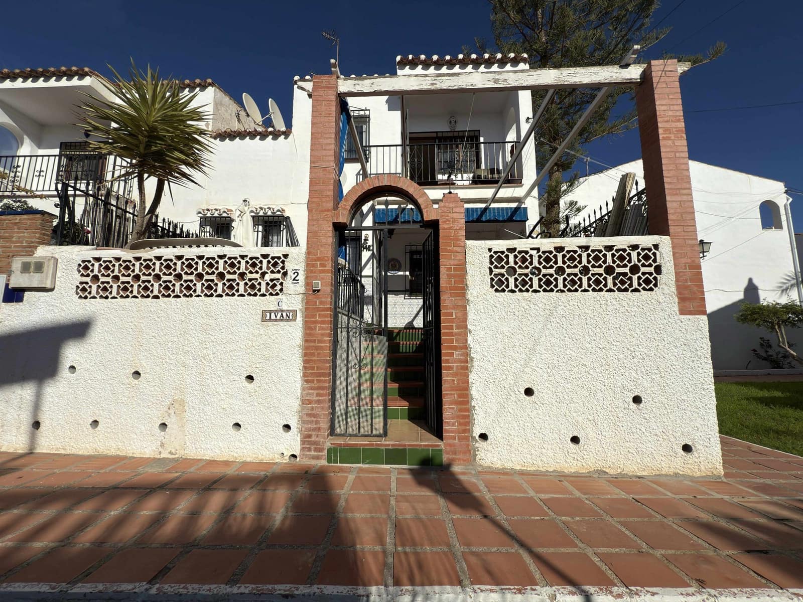 3 soveværelse Villa til leje i Nerja - € 1.300 (Ref: 9465874)