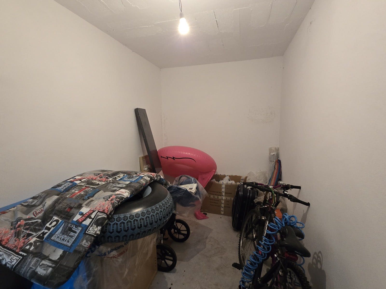 2 bedroom Apartment for rent in Alcaucin with pool garage - € 800 (Ref: 9483668)