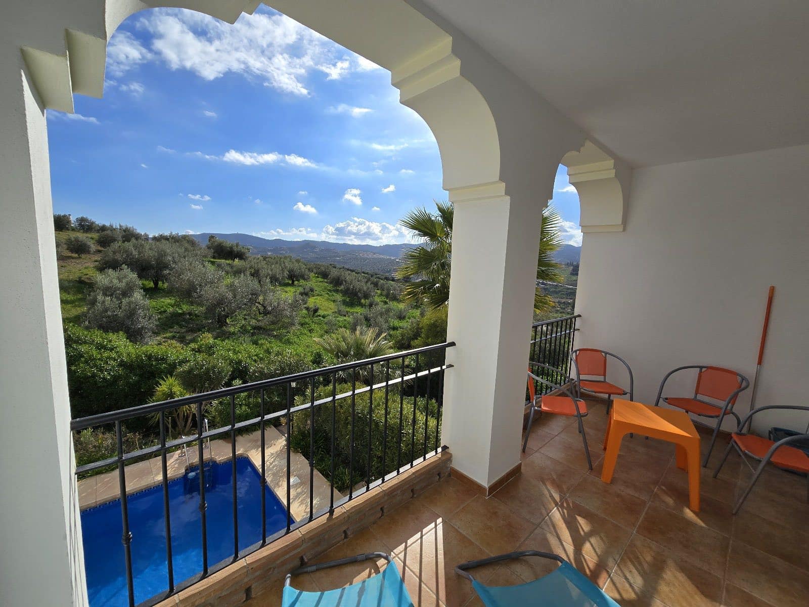 2 bedroom Apartment for rent in Alcaucin with pool garage - € 800 (Ref: 9483668)