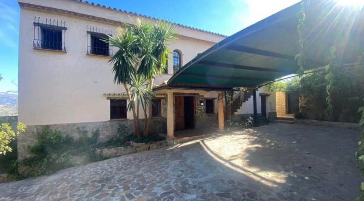 Villa for sale in Ronda - € 850,000 (Ref: 9483678)
