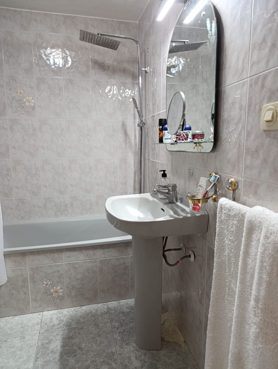 3 sovrum Hus till salu i Vinuela - 150 000 € (Ref: 9486573)