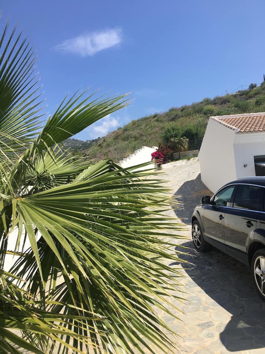 3 makuuhuone Paritalo vuokrattavana paikassa Algarrobo - 2 300 € (Ref: 9487930)