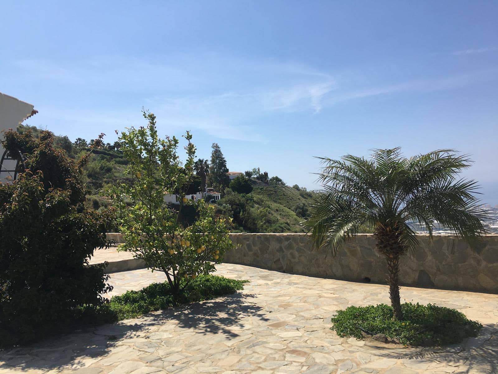 3 makuuhuone Paritalo vuokrattavana paikassa Algarrobo - 2 300 € (Ref: 9487930)