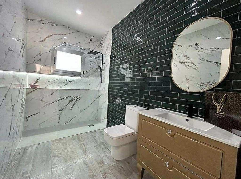 3 makuuhuone Maalaistalo vuokrattavana paikassa Algarrobo - 2 000 € (Ref: 9487931)