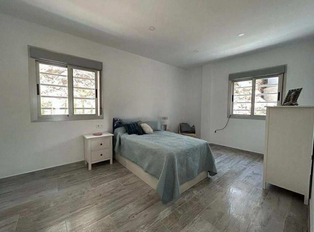 3 makuuhuone Maalaistalo vuokrattavana paikassa Algarrobo - 2 000 € (Ref: 9487931)