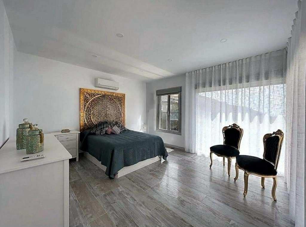 3 makuuhuone Maalaistalo vuokrattavana paikassa Algarrobo - 2 000 € (Ref: 9487931)