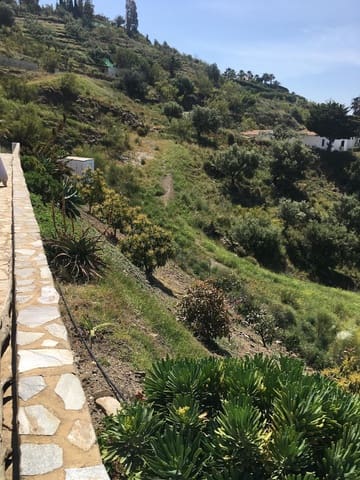 Semi-detached Villa for rent in Algarrobo - € 2,300 (Ref: 9500961)