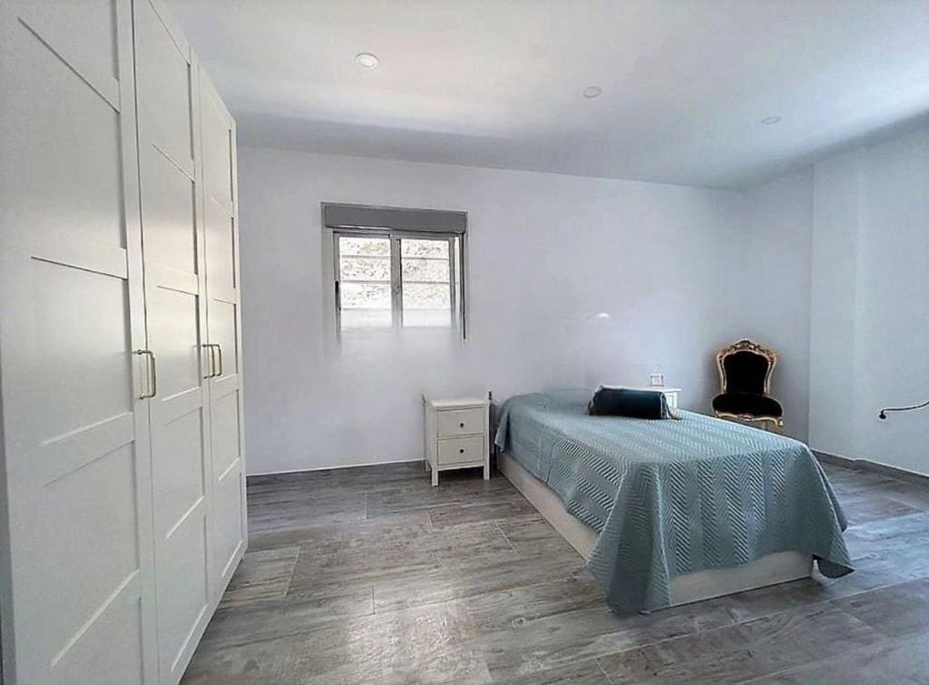 3 Zimmer Villa zu vermieten in Algarrobo mit Pool Garage - 2.300 € (Ref: 9528858)