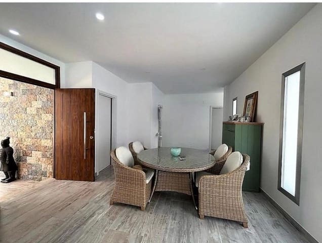 3 soveværelse Villa til leje i Algarrobo med swimmingpool garage - € 2.300 (Ref: 9528858)