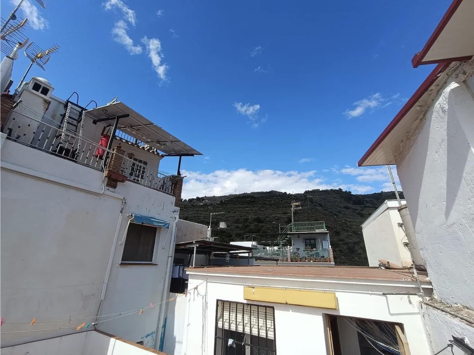 3 soveværelse Semi-Rækkehus til salg i Algarrobo - € 124.999 (Ref: 9603668)