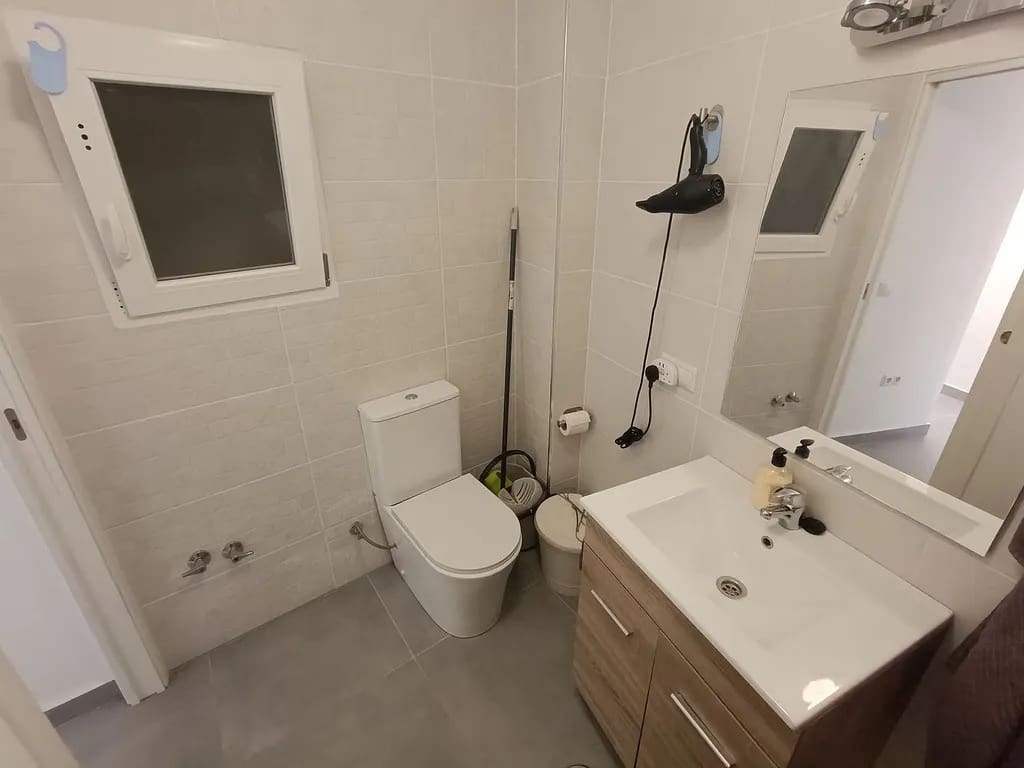 2 bedroom Semi-detached Villa for sale in Algarrobo Costa - € 179,999 (Ref: 9773564)